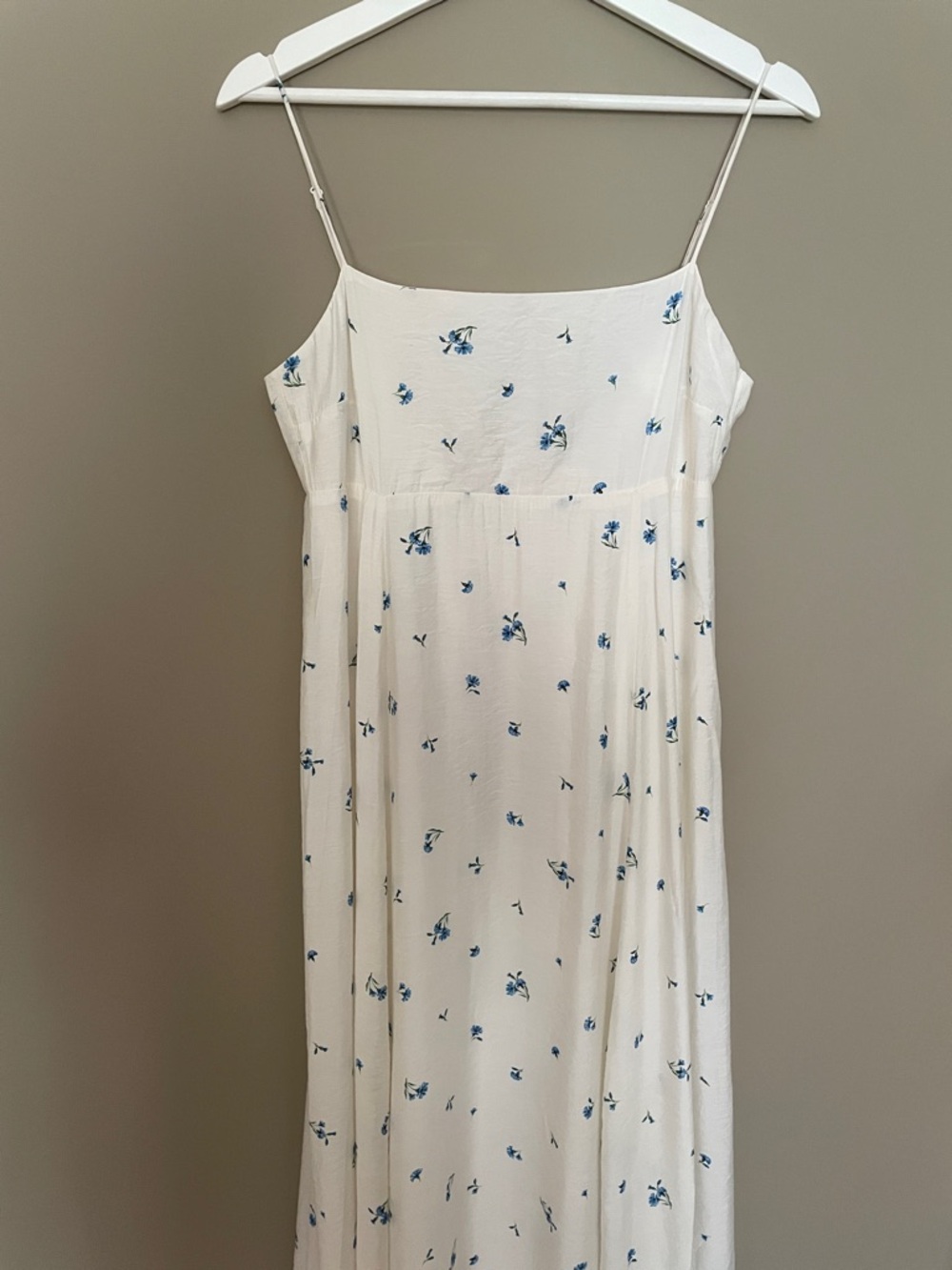 NWOT H&M Cream Spaghetti Strap Maxi Dress with Blue Floral Print